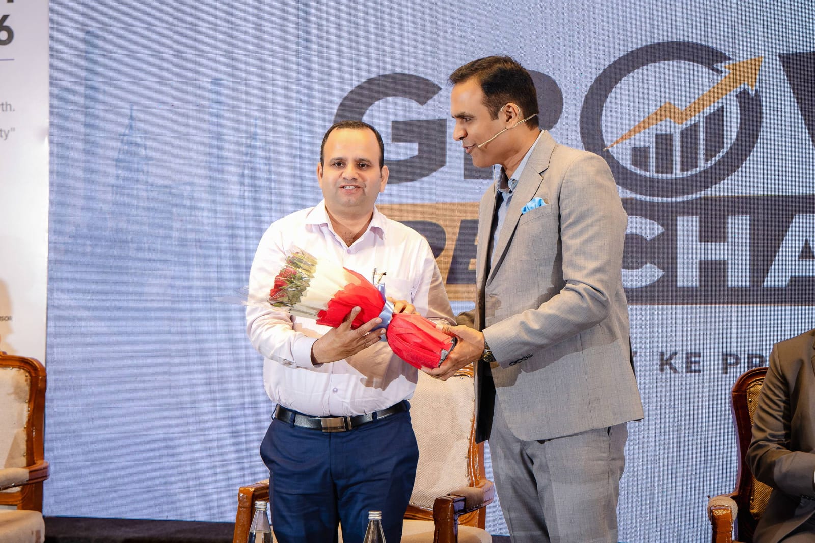 Guest welcomed with a bouquet on stage